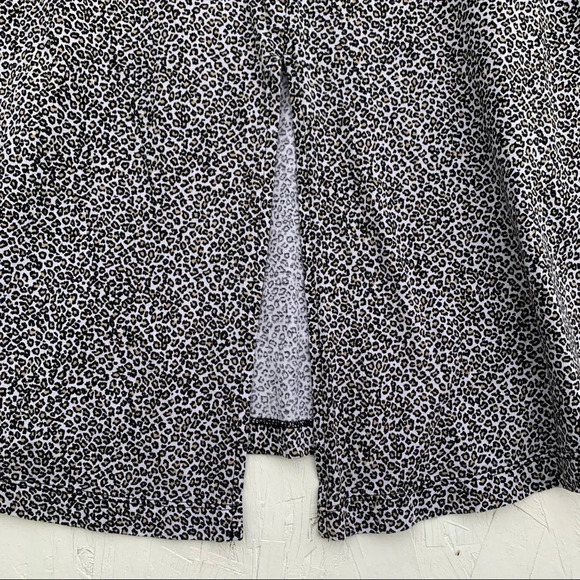 ☀️ VOLCOM T-SHIRT (back slits)  CHEETAH PRINT  | XS  #FML130017 - Picture 6 of 13